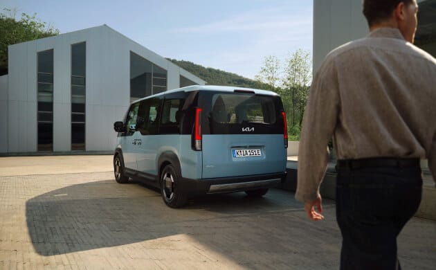 PV5 Chassis Cab aan het werk