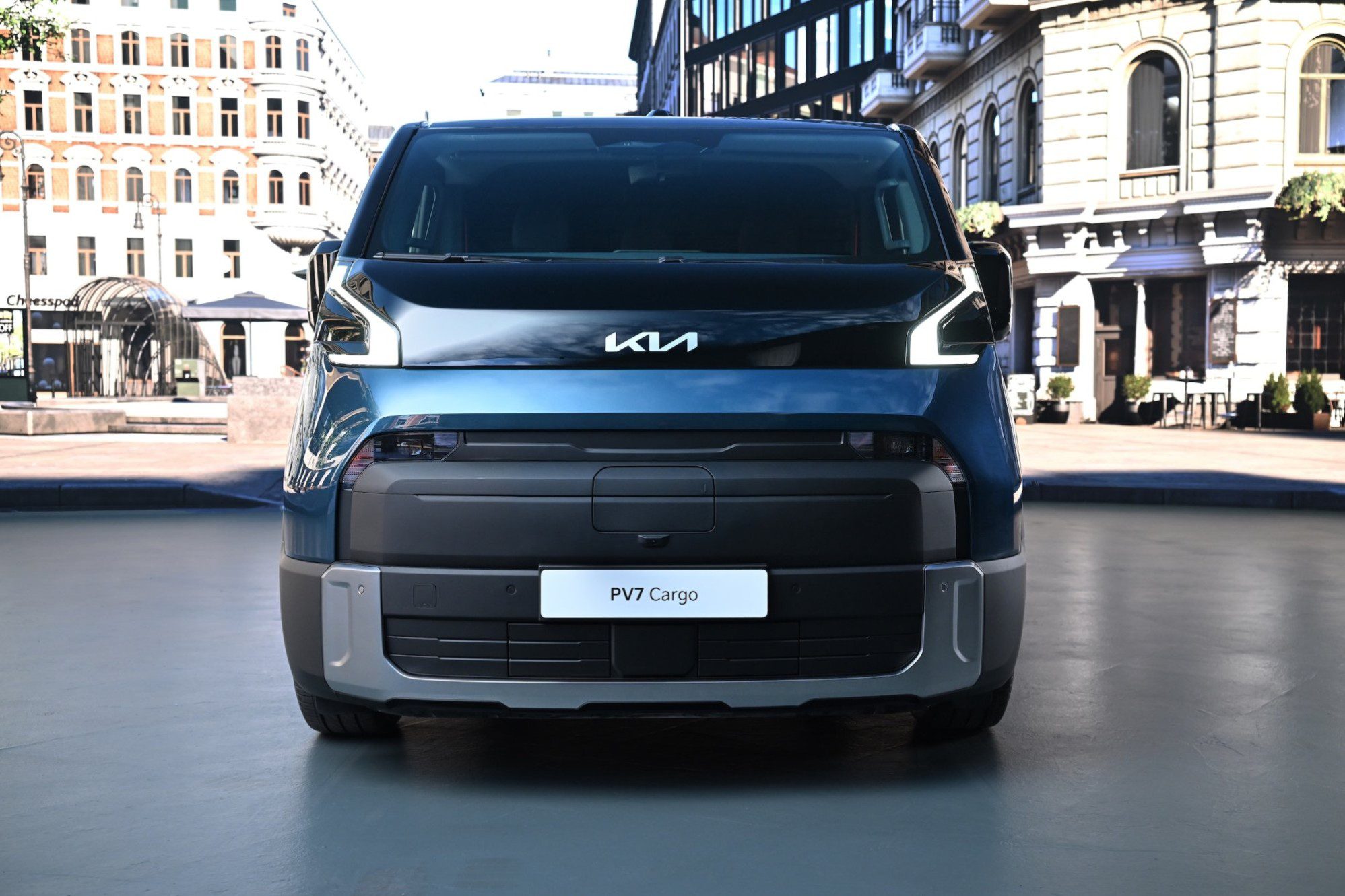 Kia PV7 Cargo vooraanzicht