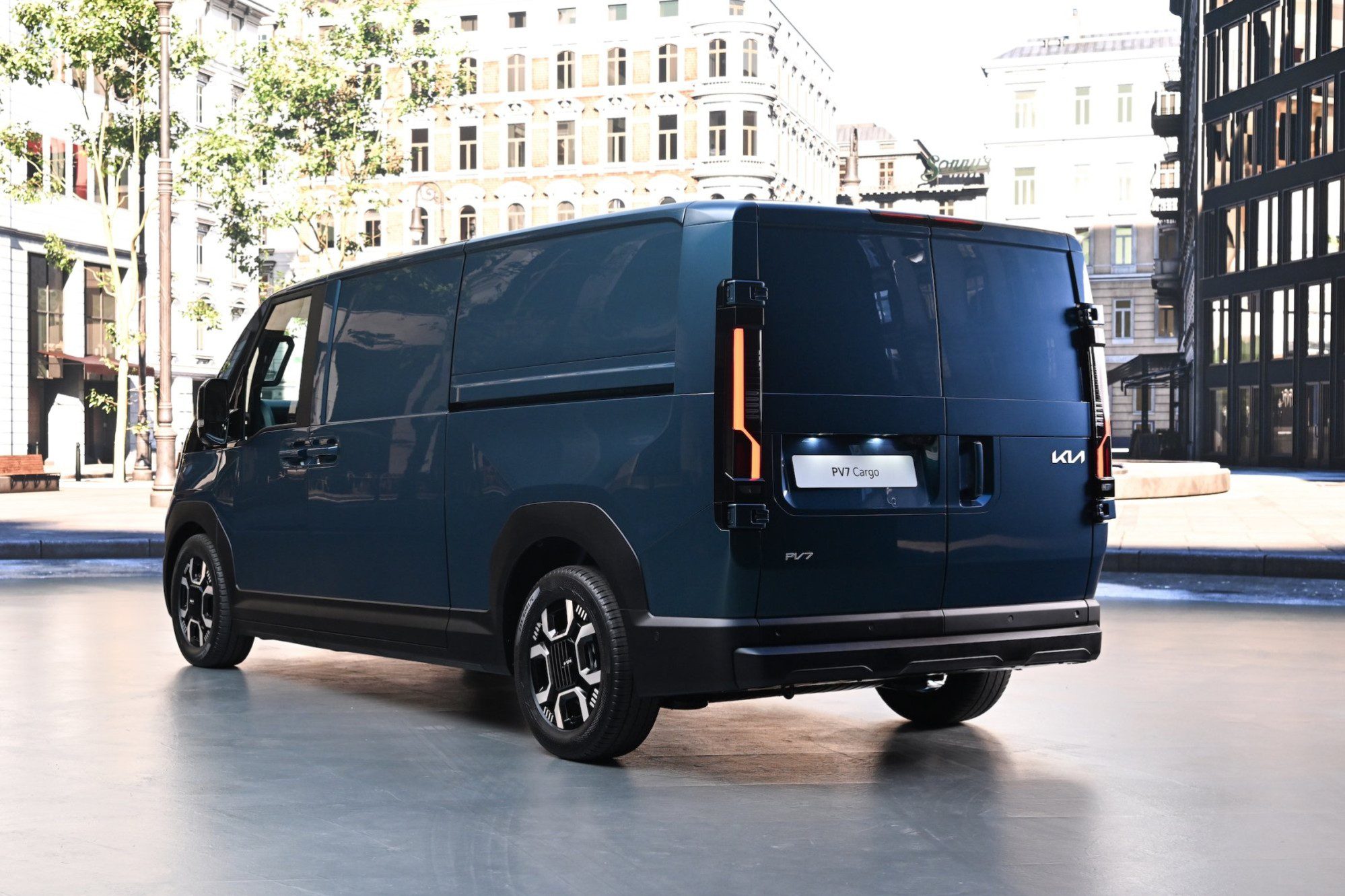 Kia PV7 Cargo achteraanzicht